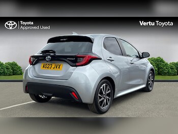 Used Toyota Yaris 2023 for sale - 78452659: Photo