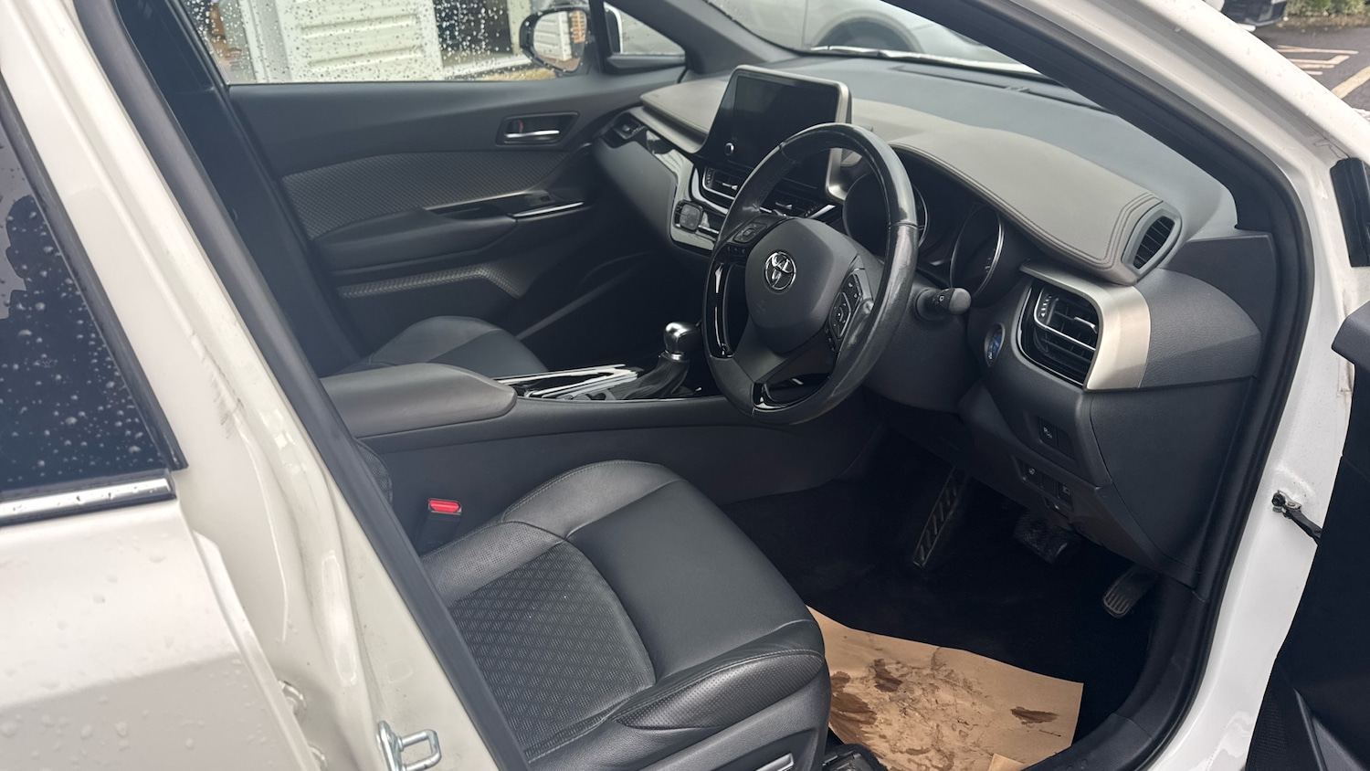 Used Toyota C-HR 2022 for sale - 76231547: Photo 11