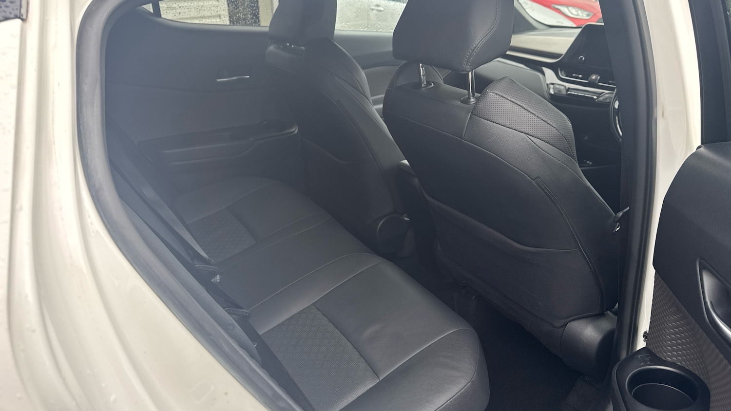 Used Toyota C-HR 2022 for sale - 76231547: Photo 12