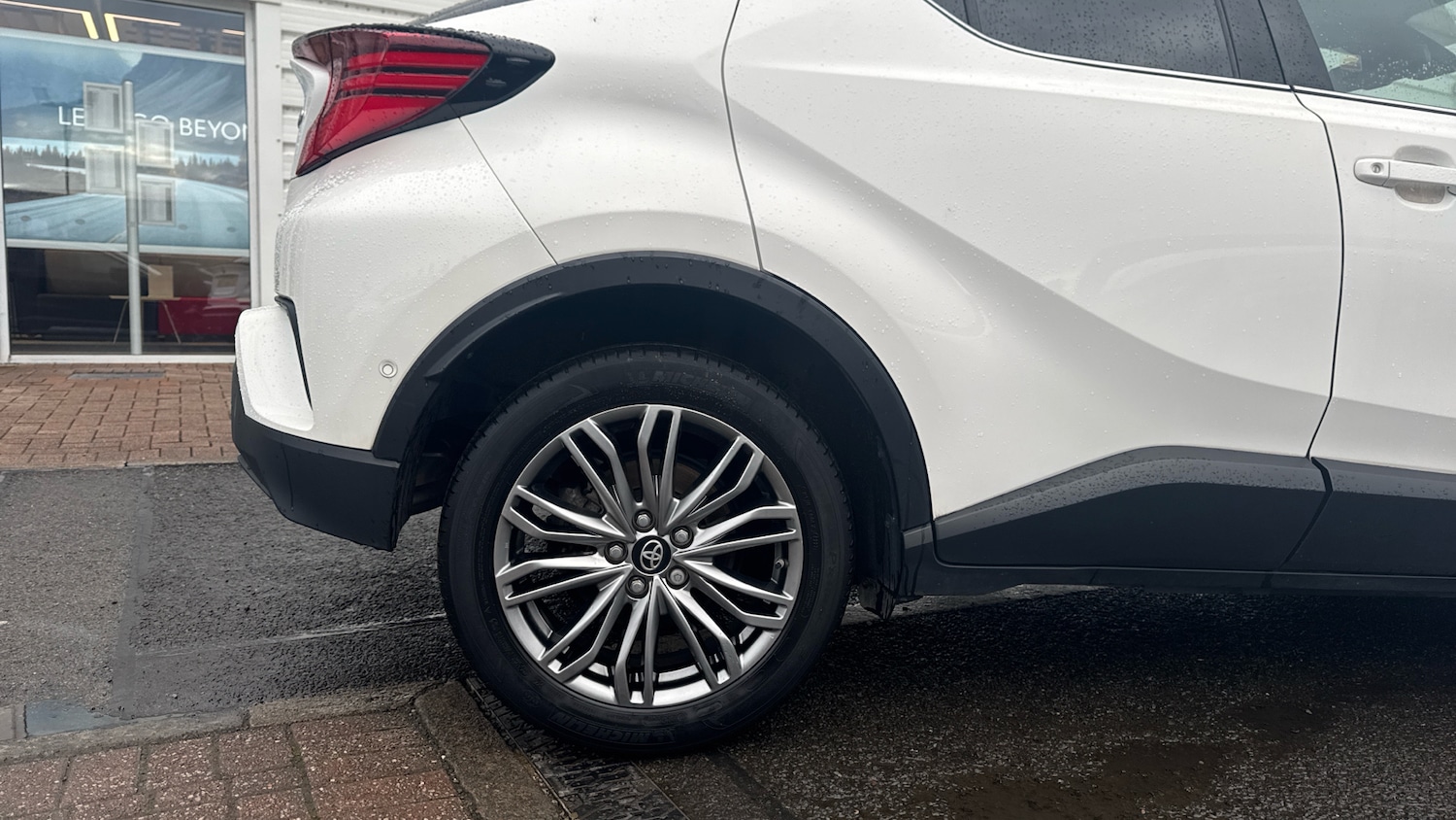 Used Toyota C-HR 2022 for sale - 76231547: Photo 18