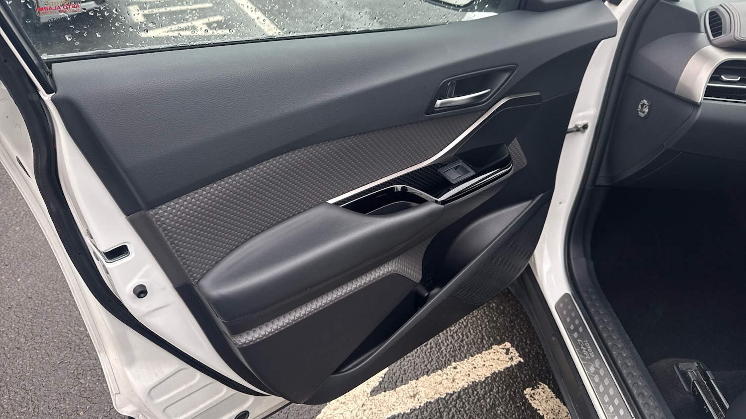 Used Toyota C-HR 2022 for sale - 76231547: Photo 23