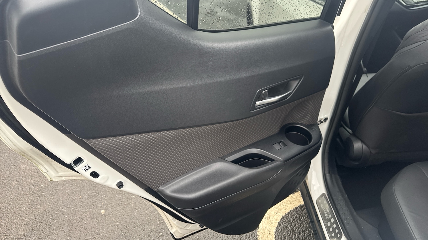 Used Toyota C-HR 2022 for sale - 76231547: Photo 24