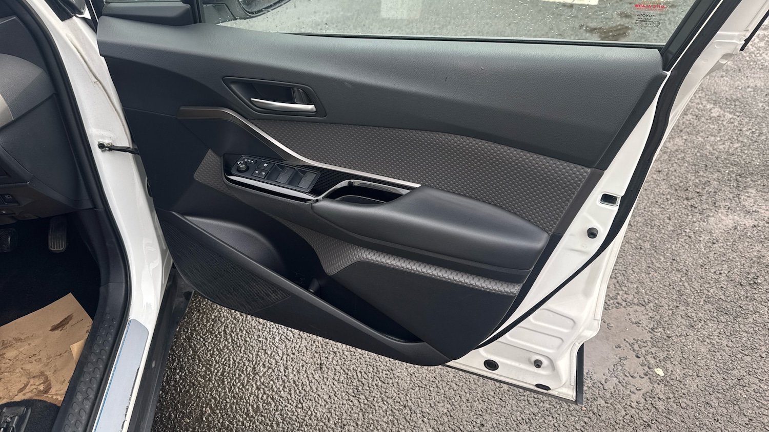 Used Toyota C-HR 2022 for sale - 76231547: Photo 26