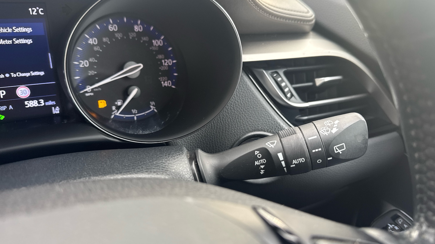 Used Toyota C-HR 2022 for sale - 76231547: Photo 31