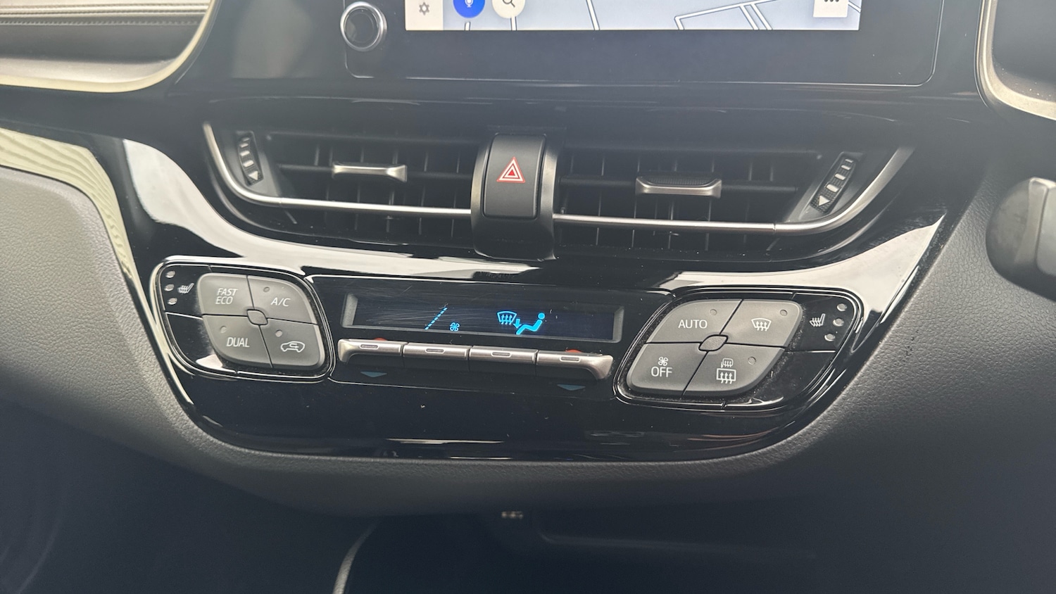 Used Toyota C-HR 2022 for sale - 76231547: Photo 38