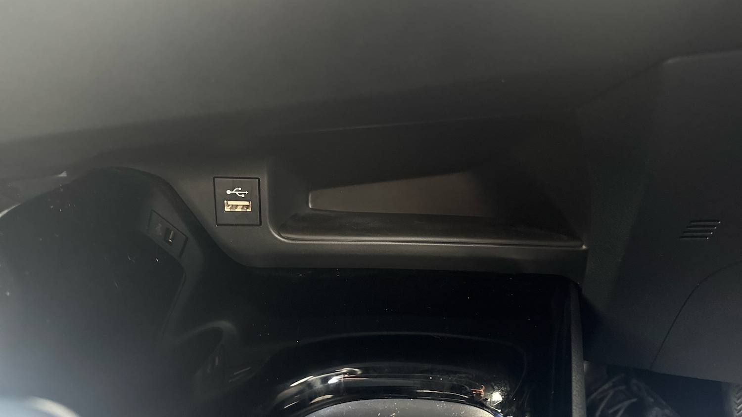 Used Toyota C-HR 2022 for sale - 76231547: Photo 39