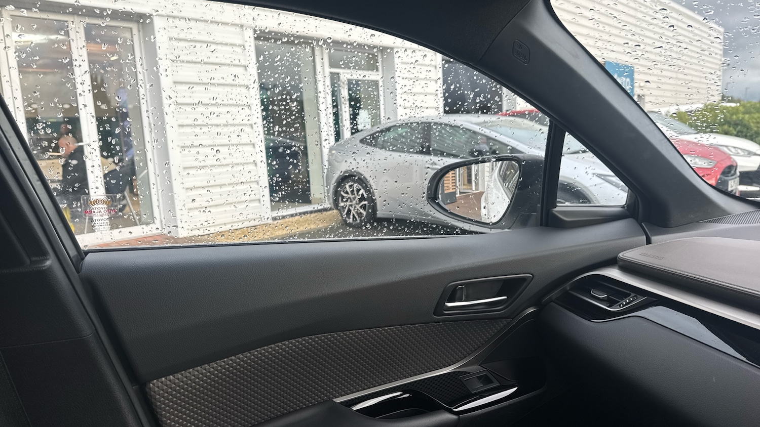 Used Toyota C-HR 2022 for sale - 76231547: Photo 45