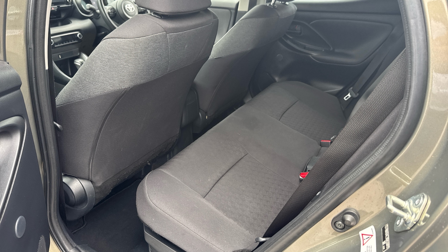 Used Toyota Yaris 2022 for sale - 76329898: Photo 13