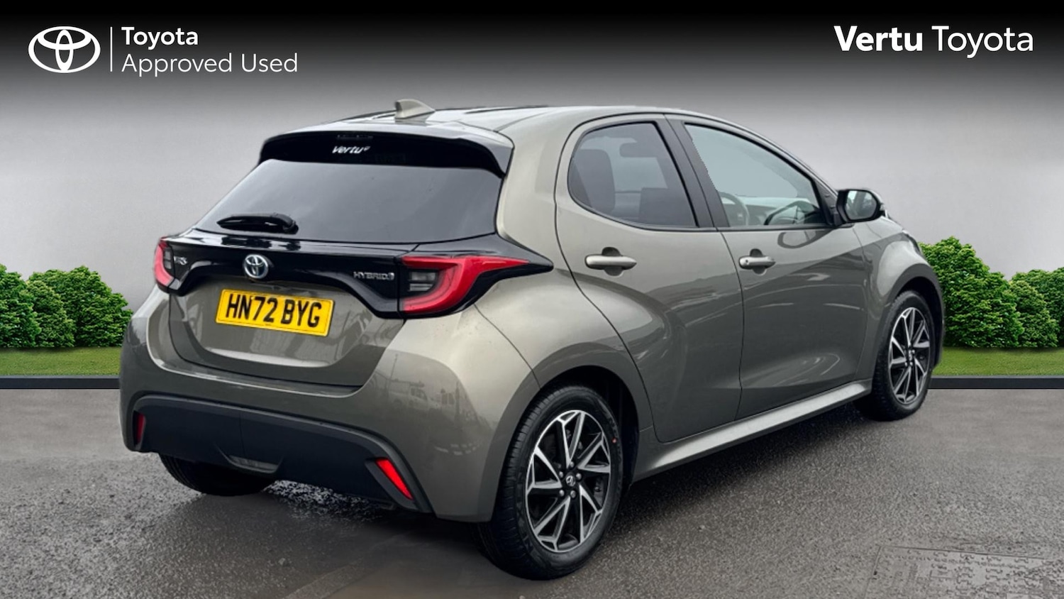 Used Toyota Yaris 2022 for sale - 76329898: Photo 2