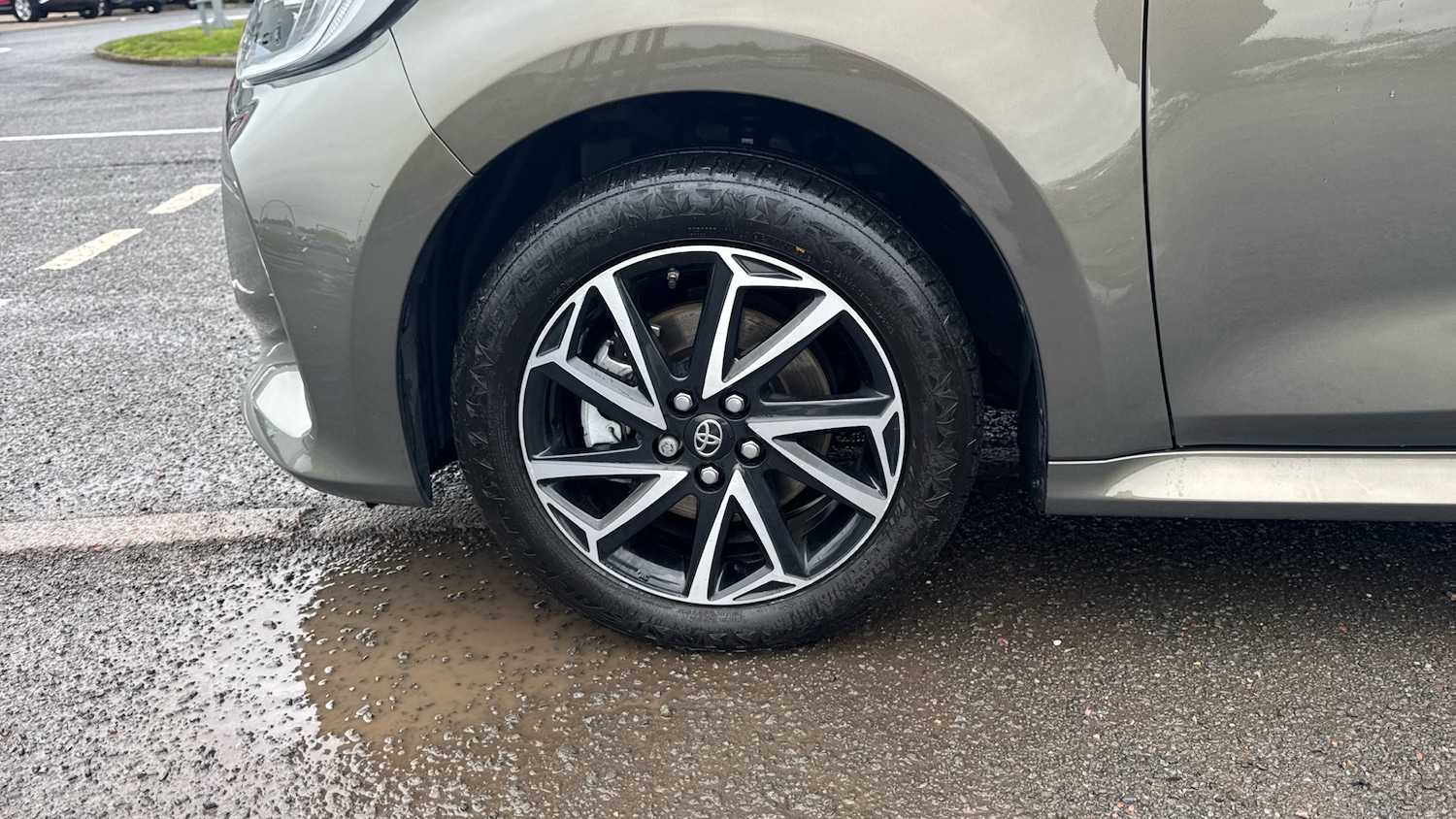 Used Toyota Yaris 2022 for sale - 76329898: Photo 22