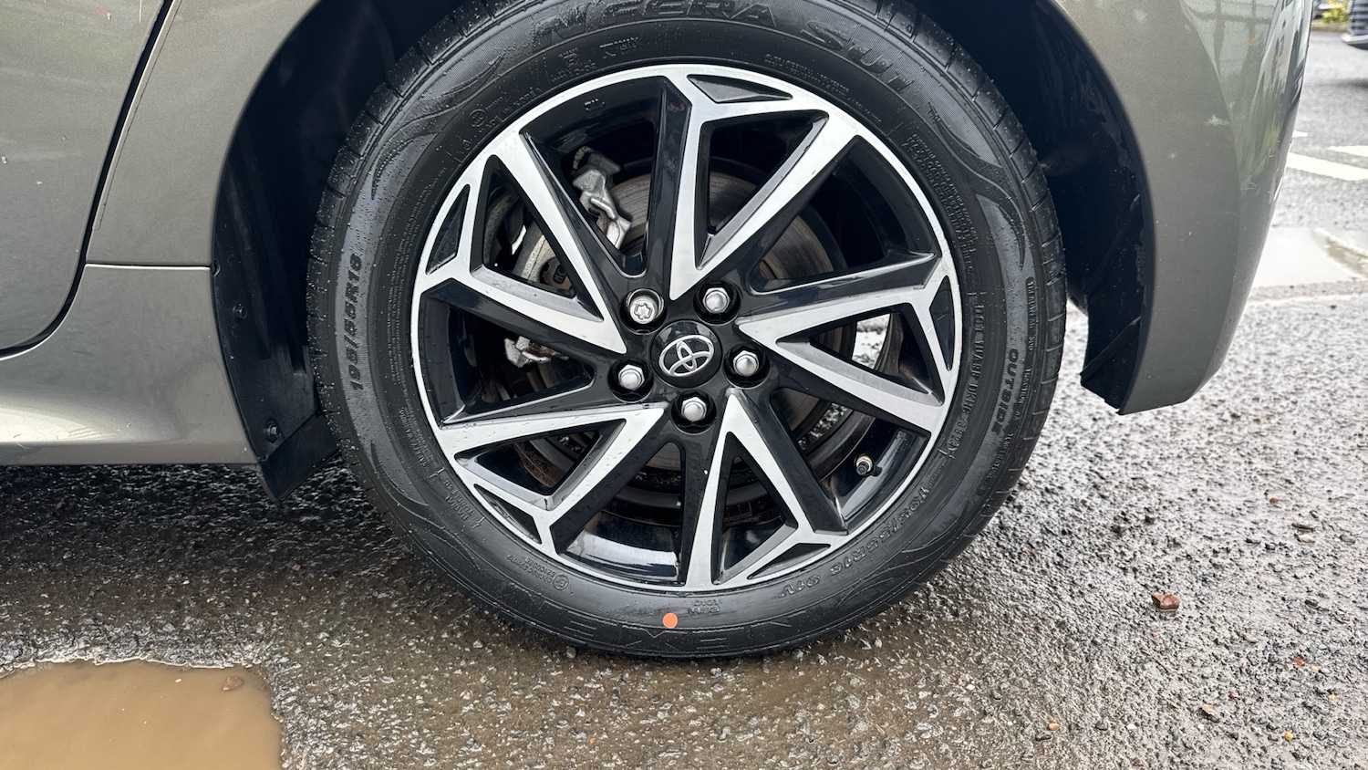 Used Toyota Yaris 2022 for sale - 76329898: Photo 23