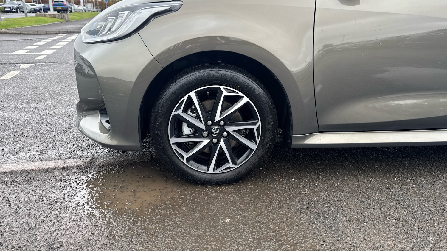 Used Toyota Yaris 2022 for sale - 76329898: Photo 27