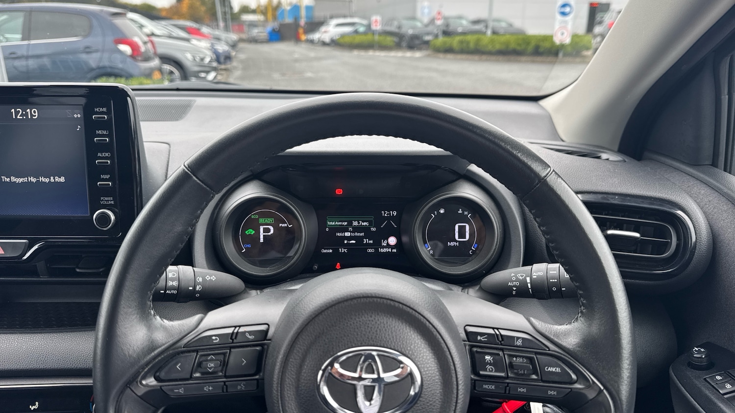 Used Toyota Yaris 2022 for sale - 76329898: Photo 34