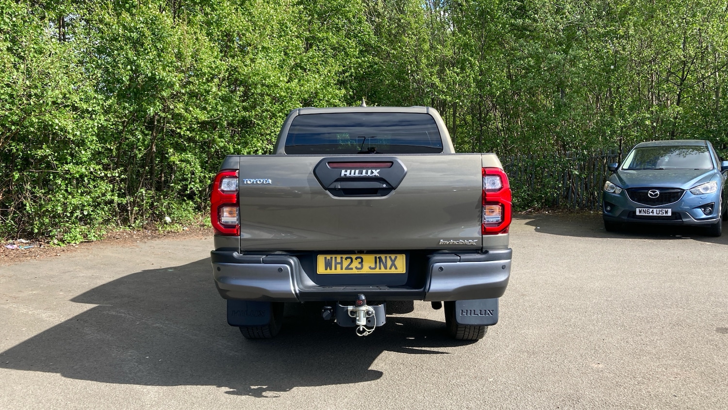 Used Toyota Hilux 2023 for sale - 77282408: Photo 19