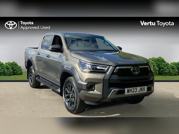 Used Toyota Hilux 2023 for sale - 77282408: Photo
