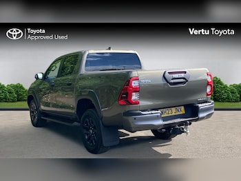Used Toyota Hilux 2023 for sale - 77282408: Photo