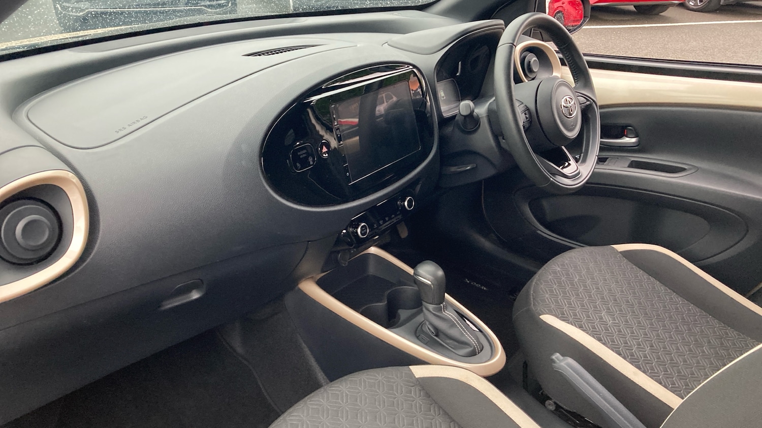 Used Toyota Aygo X 2024 for sale - 76120123: Photo 10