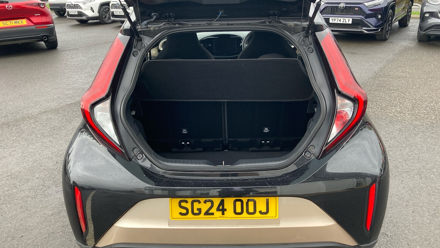 Used Toyota Aygo X 2024 for sale - 76120123: Photo 14
