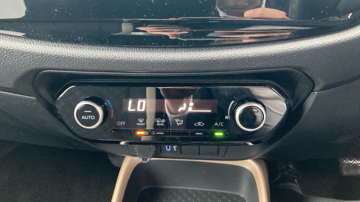 Used Toyota Aygo X 2024 for sale - 76120123: Photo 28