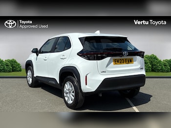 Used Toyota Yaris Cross 2023 for sale - 79151544: Photo