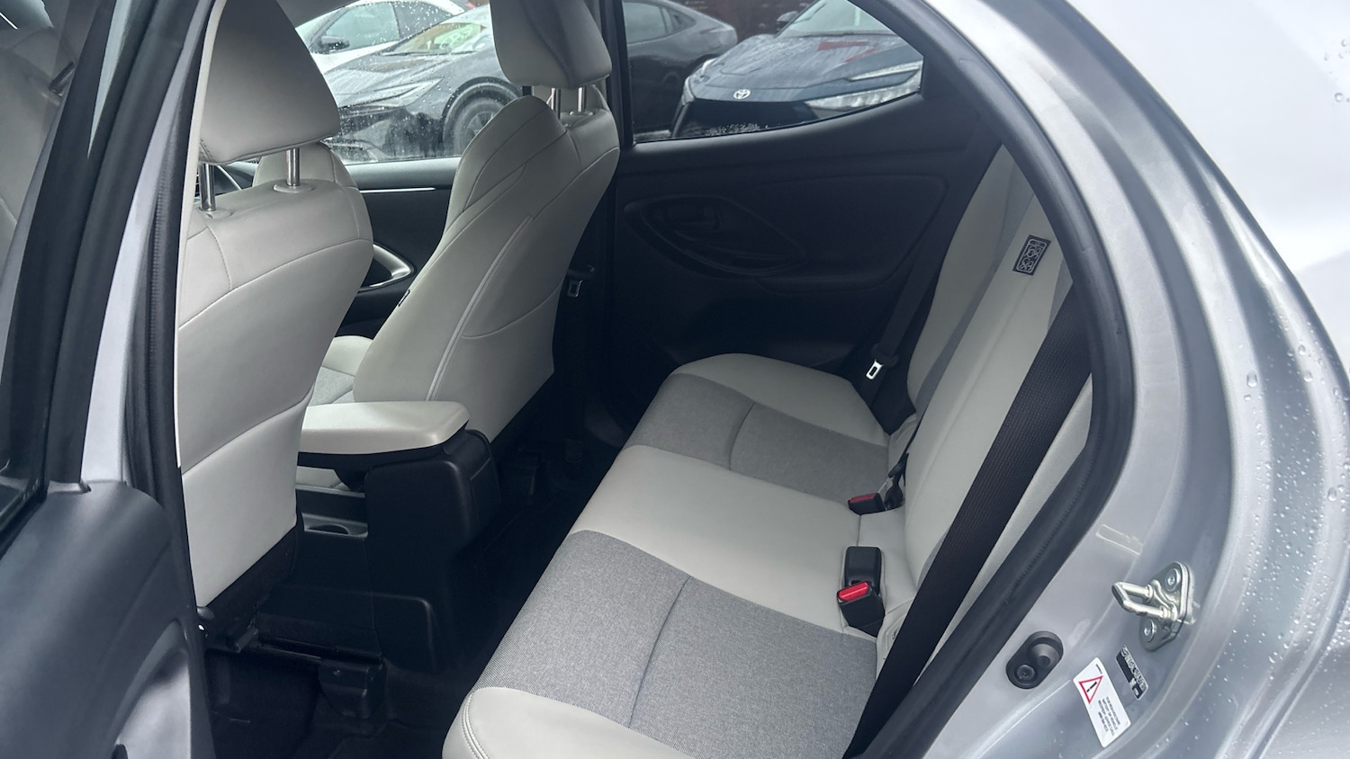 Used Toyota Yaris 2023 for sale - 76984626: Photo 13