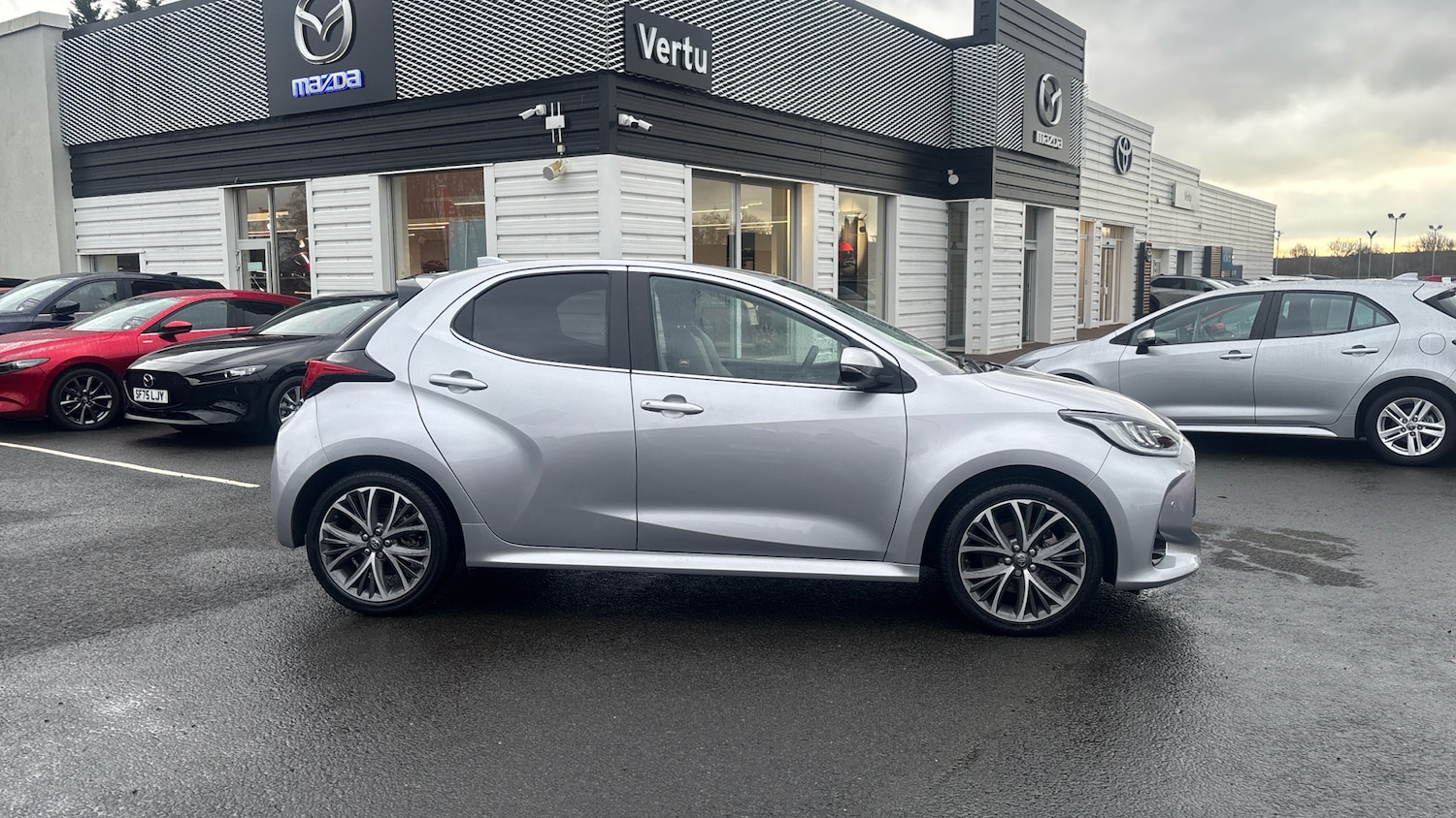 Used Toyota Yaris 2023 for sale - 76984626: Photo 16