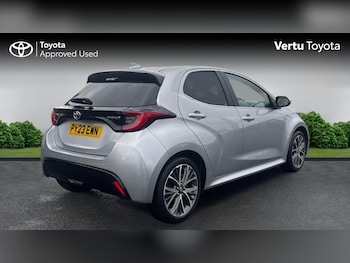 Used Toyota Yaris 2023 for sale - 76984626: Photo