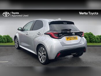 Used Toyota Yaris 2023 for sale - 76984626: Photo