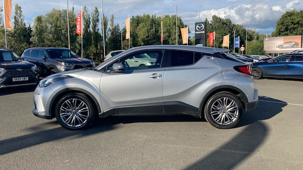 Used Toyota C-HR 2023 for sale - 76219103: Photo 17