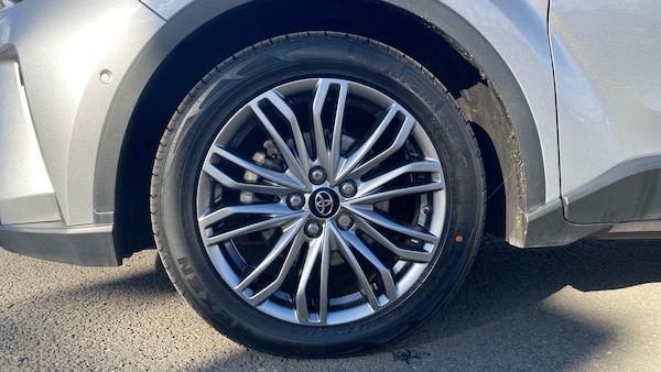 Used Toyota C-HR 2023 for sale - 76219103: Photo 18