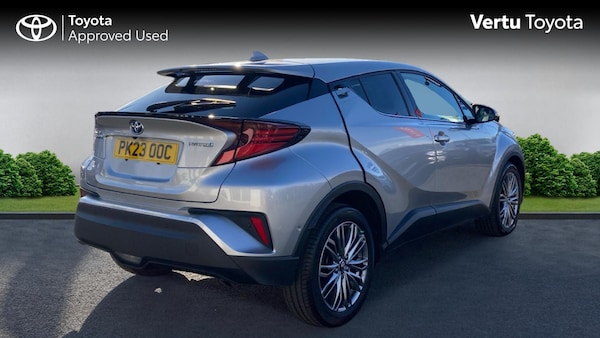 Used Toyota C-HR 2023 for sale - 76219103: Photo 2