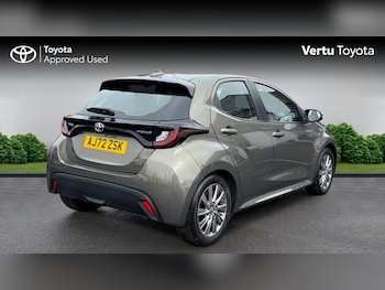 Used Toyota Yaris 2023 for sale - 78542901: Photo