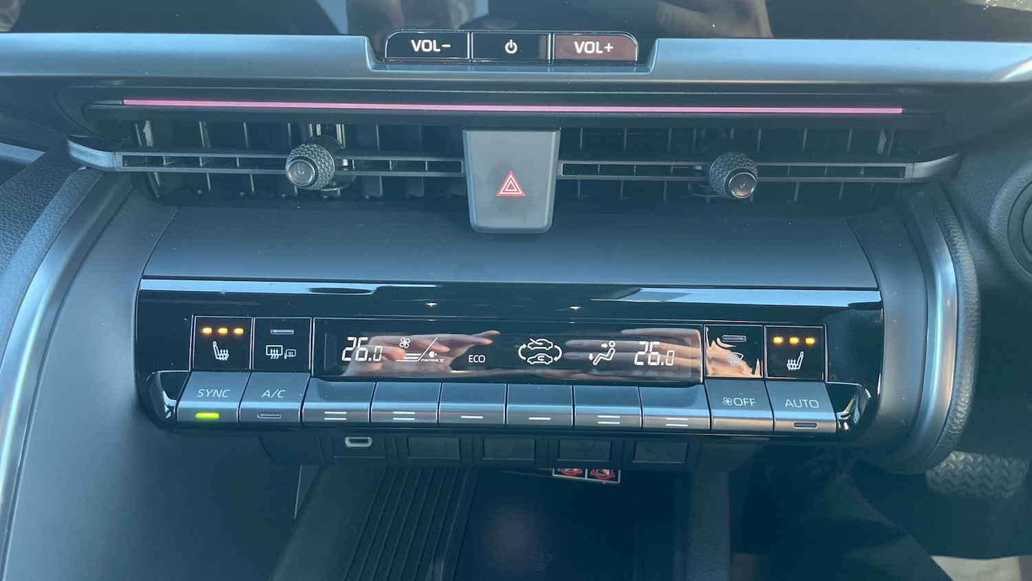 Used Toyota C-HR 2025 for sale - 78093393: Photo 32