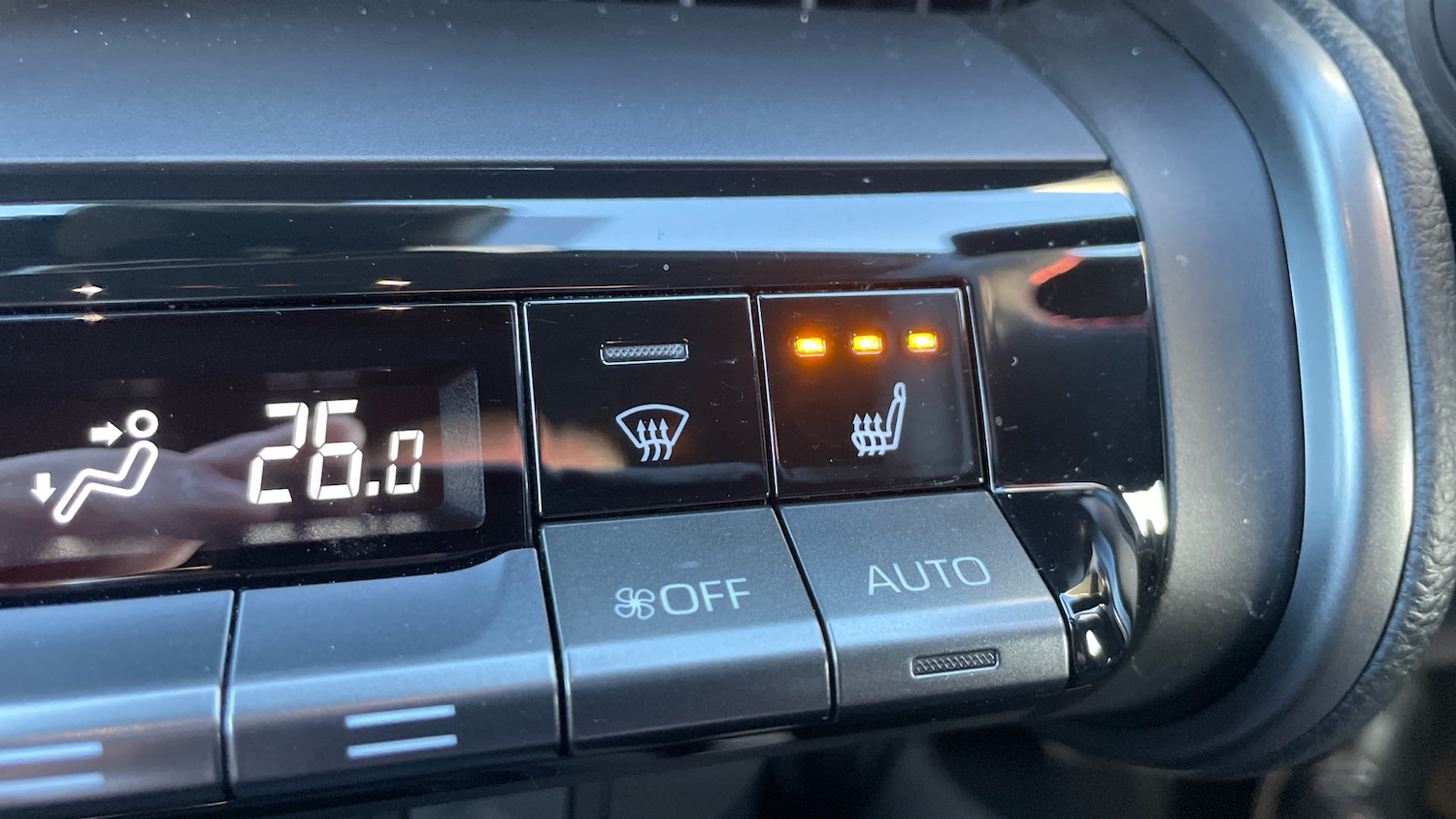 Used Toyota C-HR 2025 for sale - 78093393: Photo 33