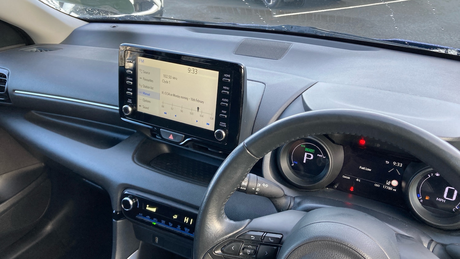 Used Toyota Yaris 2022 for sale - 77528506: Photo 29