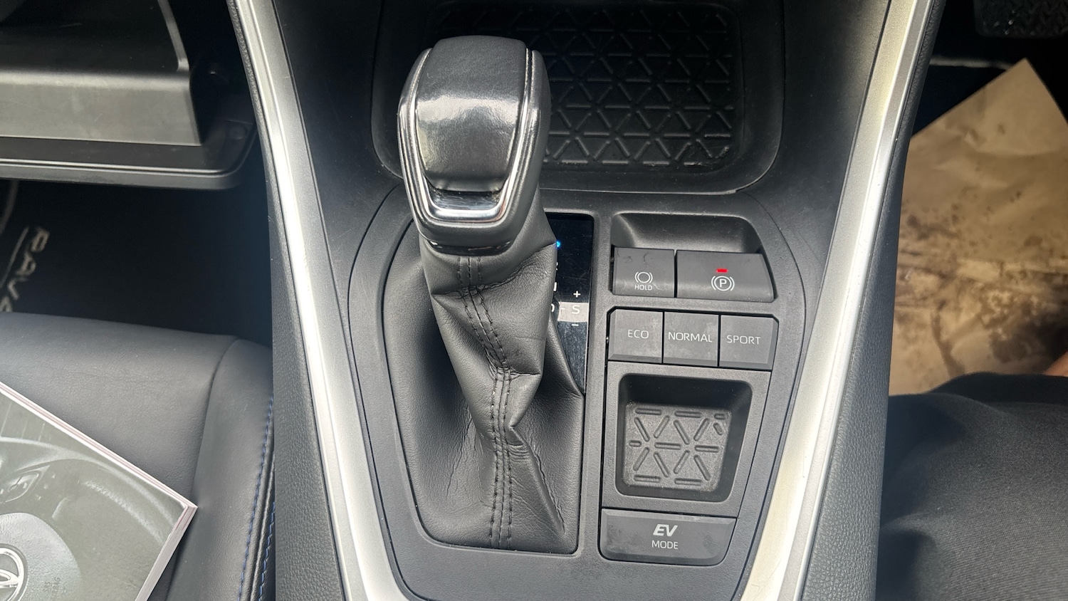 Used Toyota RAV4 2022 for sale - 76366951: Photo 23