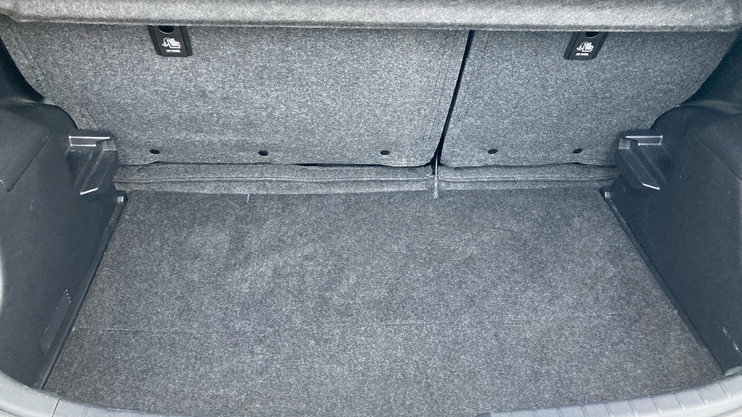 Used Toyota Yaris 2018 for sale - 77417348: Photo 14