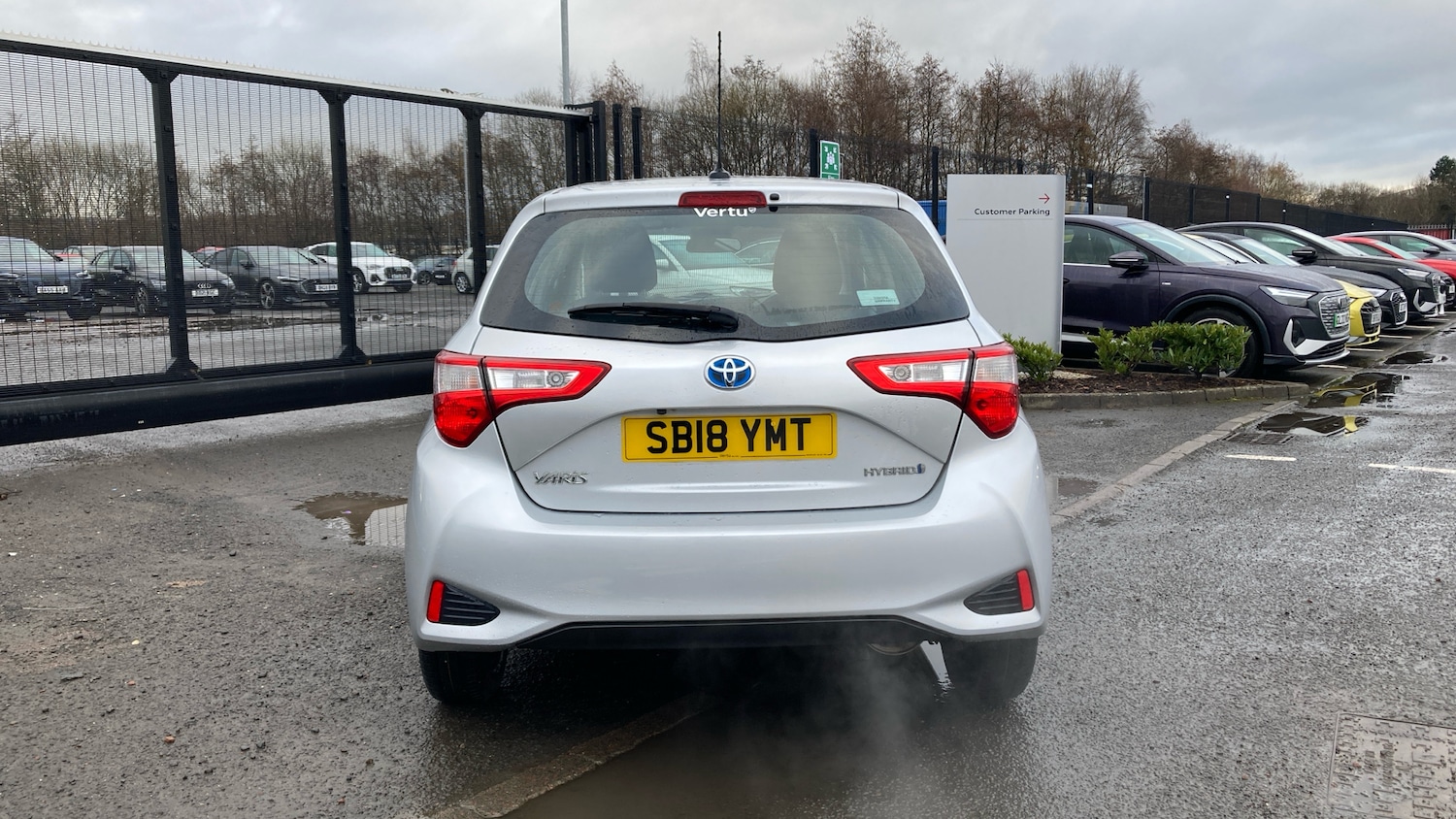 Used Toyota Yaris 2018 for sale - 77417348: Photo 19