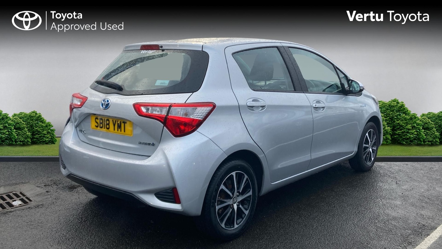 Used Toyota Yaris 2018 for sale - 77417348: Photo 2