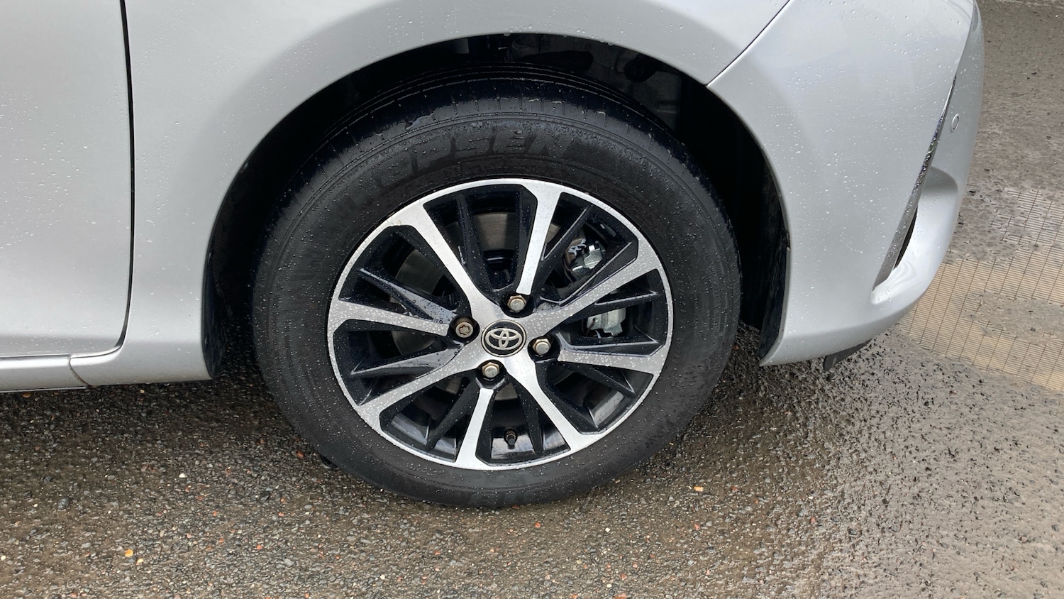 Used Toyota Yaris 2018 for sale - 77417348: Photo 21