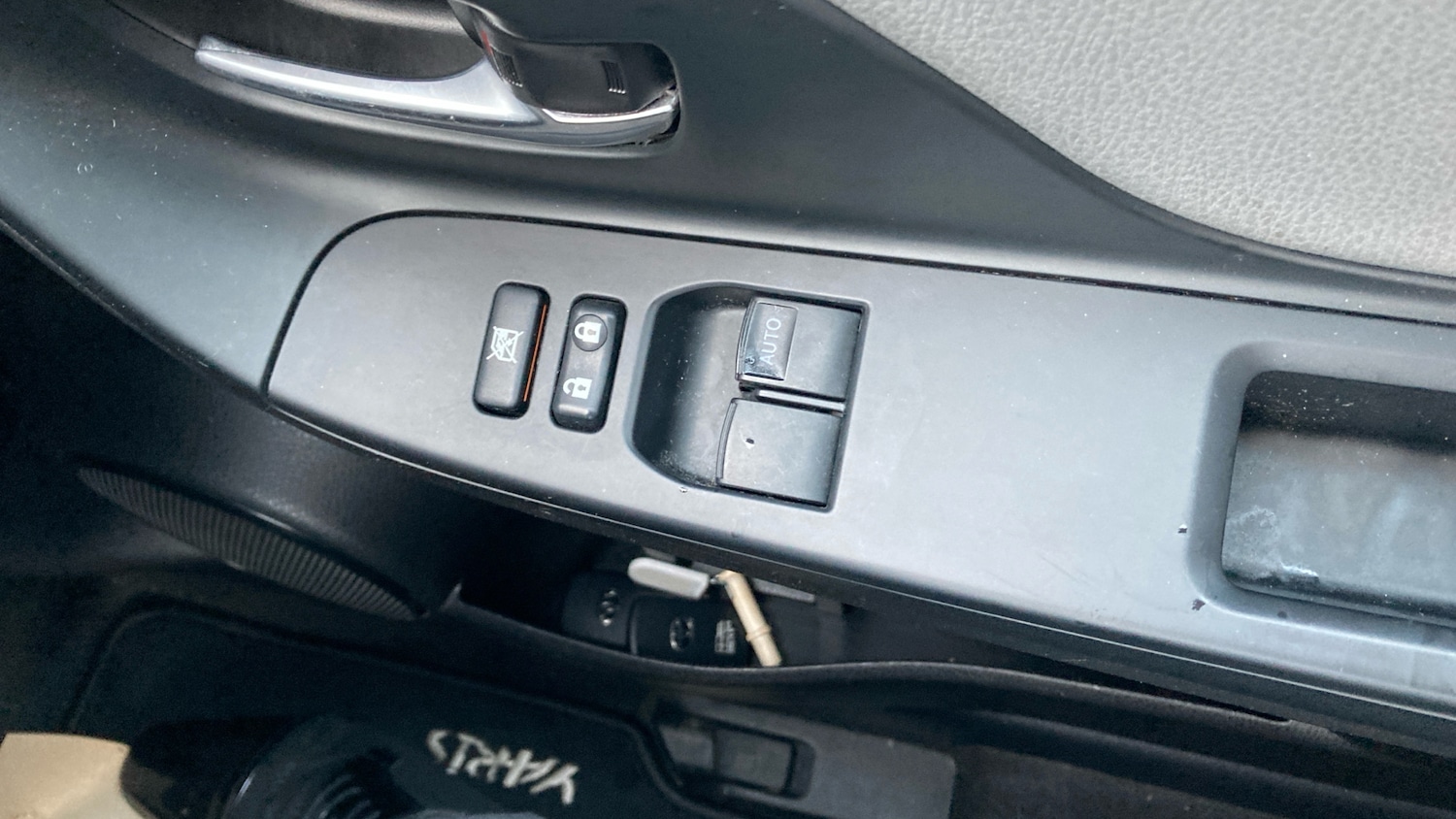 Used Toyota Yaris 2018 for sale - 77417348: Photo 37