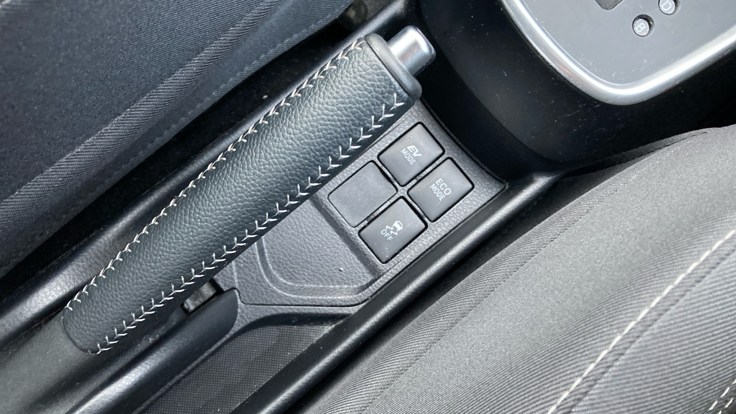 Used Toyota Yaris 2018 for sale - 77417348: Photo 41