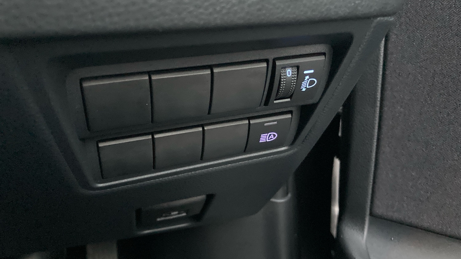 Used Toyota Yaris 2023 for sale - 76181911: Photo 33