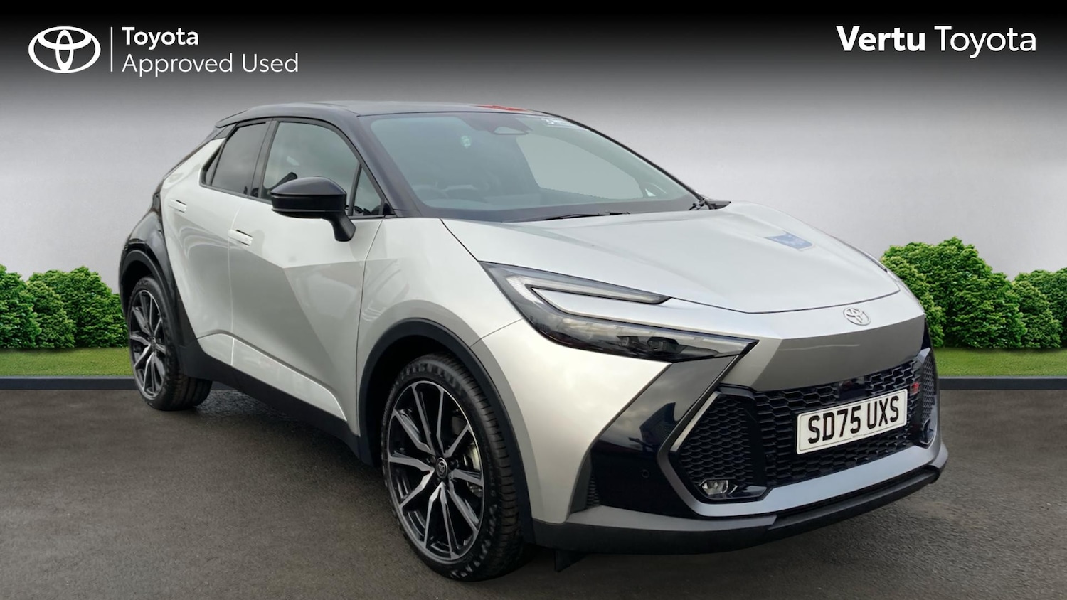 Used Toyota C-HR 2025 for sale - 77136867: Photo 1