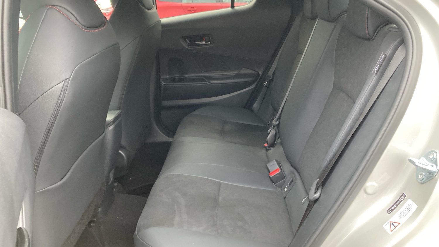 Used Toyota C-HR 2025 for sale - 77136867: Photo 13