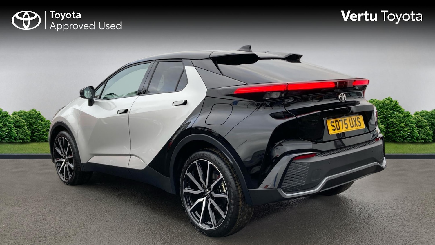 Used Toyota C-HR 2025 for sale - 77136867: Photo 4