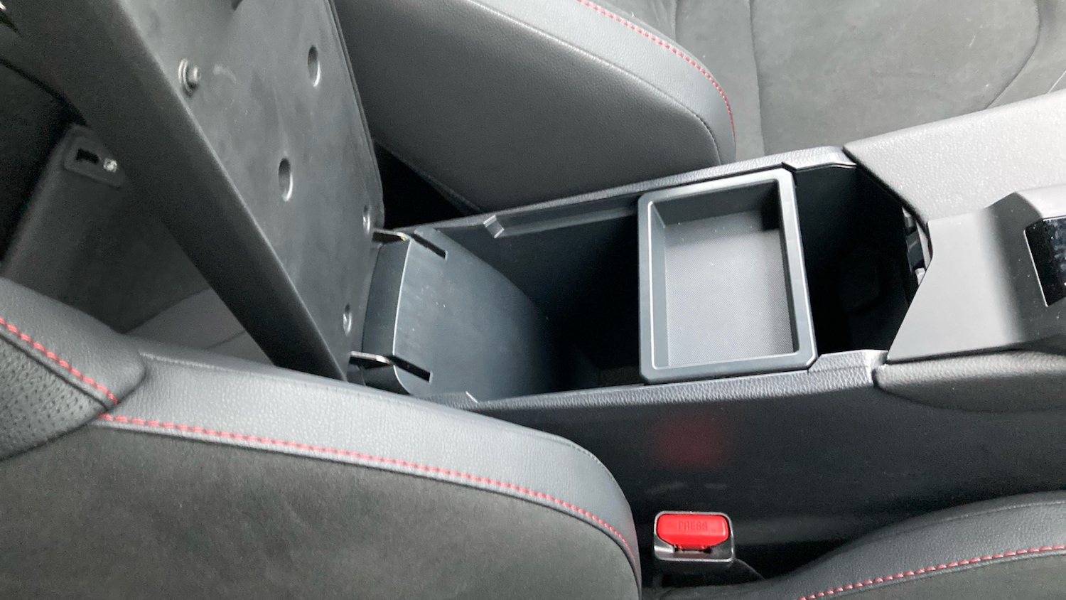 Used Toyota C-HR 2025 for sale - 77136867: Photo 50