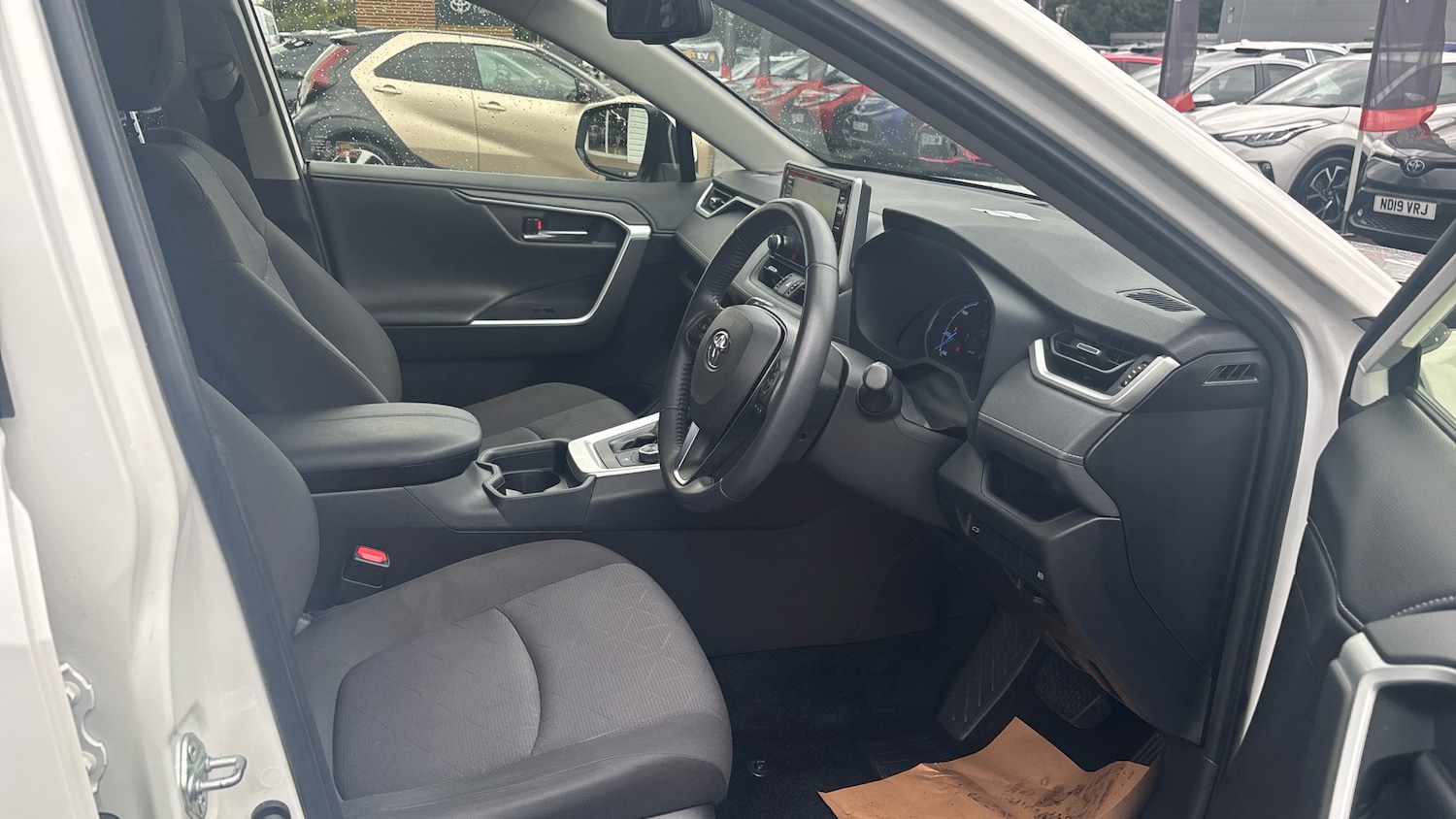 Used Toyota RAV4 2020 for sale - 76131114: Photo 11