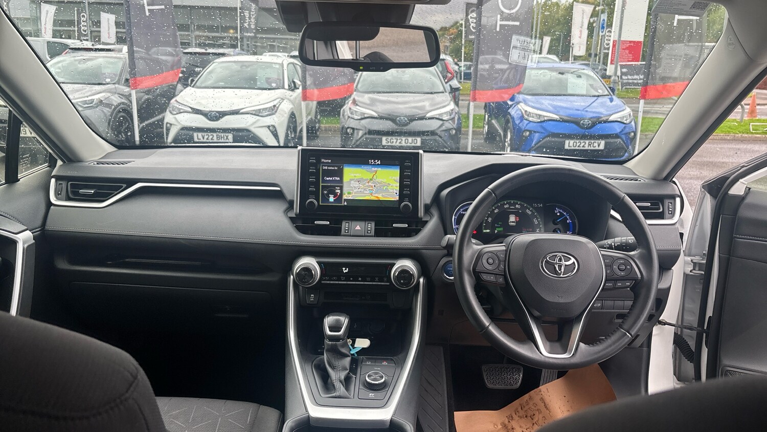 Used Toyota RAV4 2020 for sale - 76131114: Photo 5