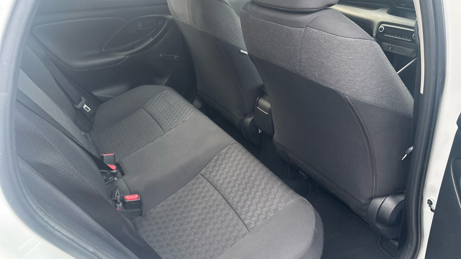 Used Toyota Yaris 2022 for sale - 77260766: Photo 12